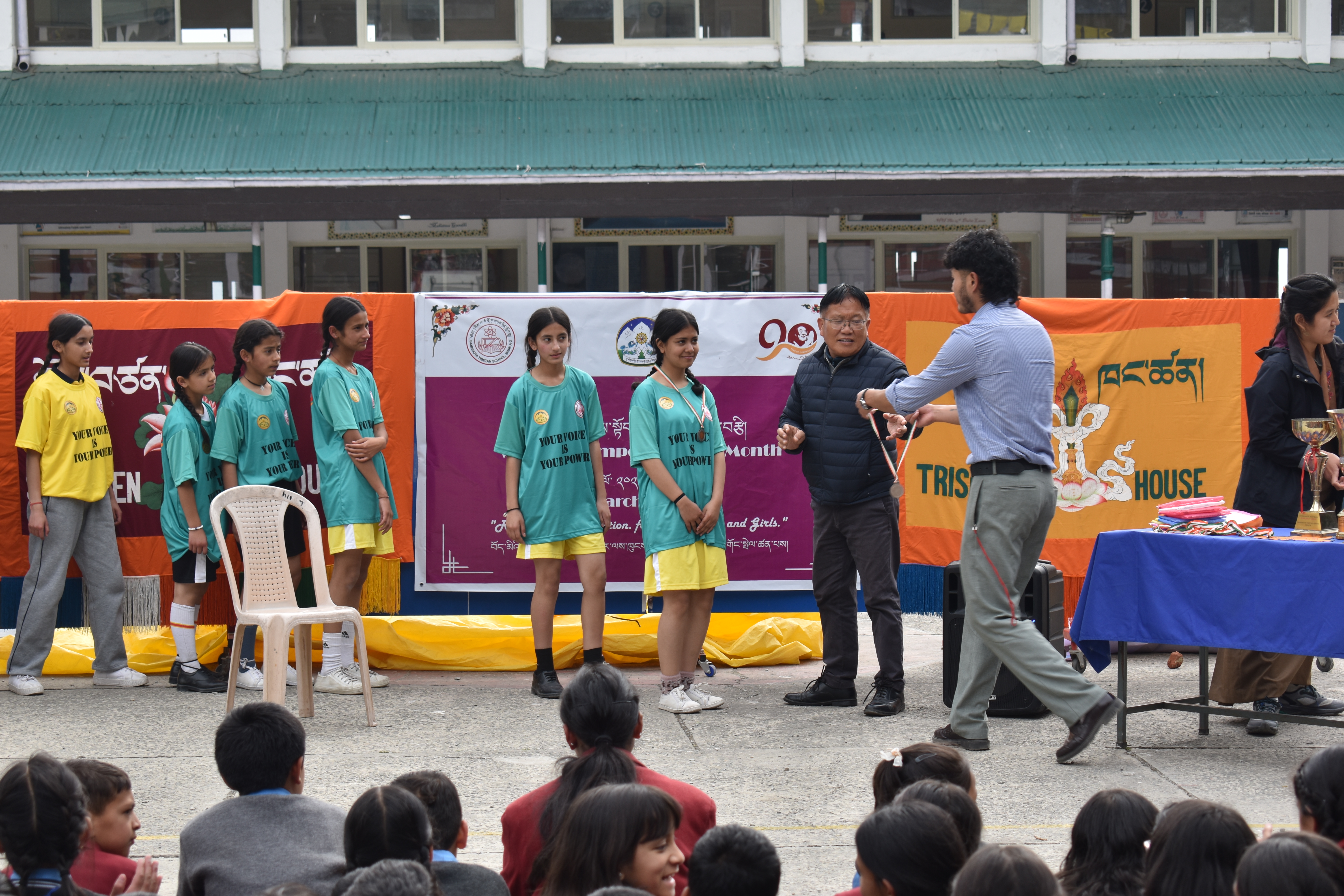 Inter_house_girls_football