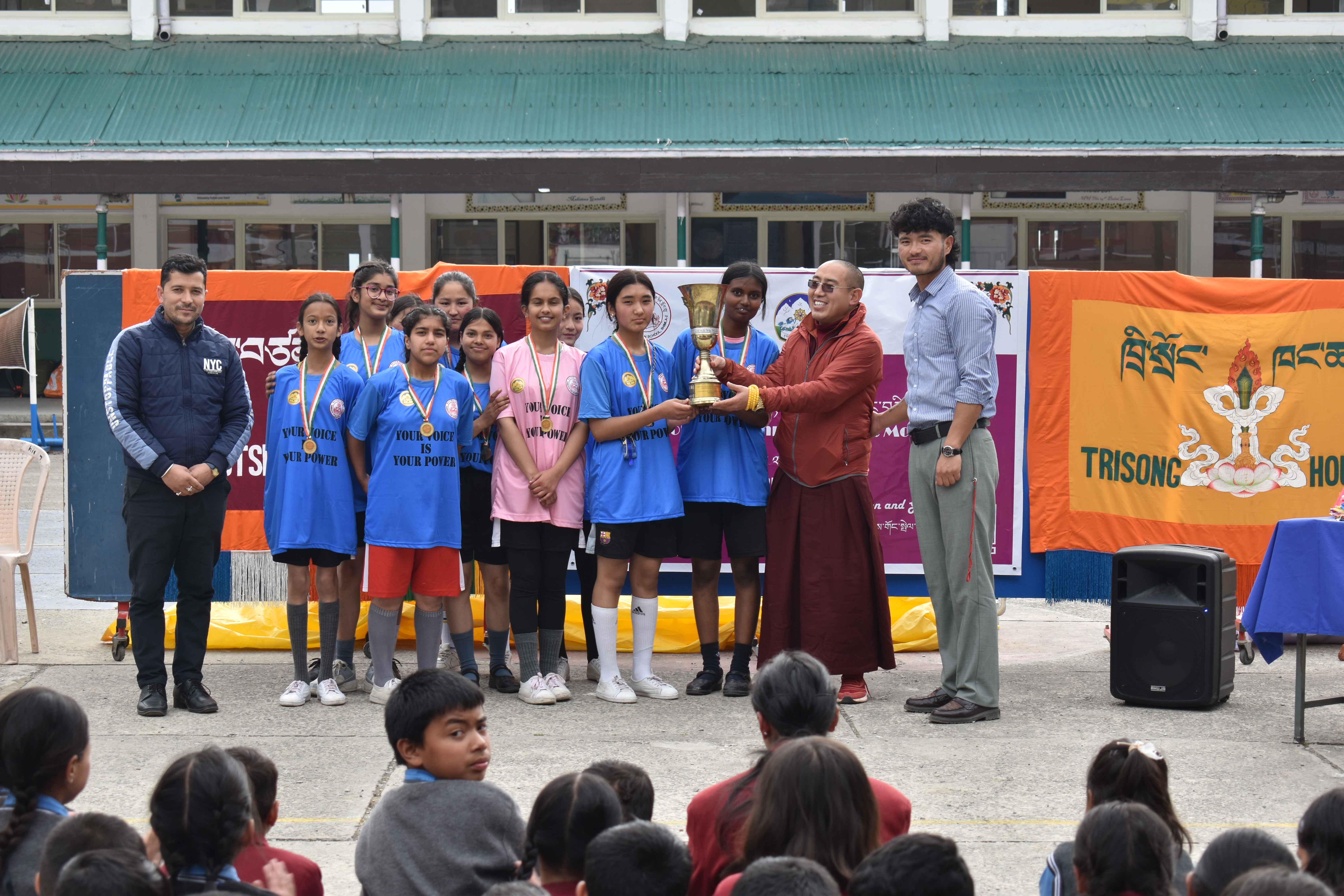 Inter_house_girls_football